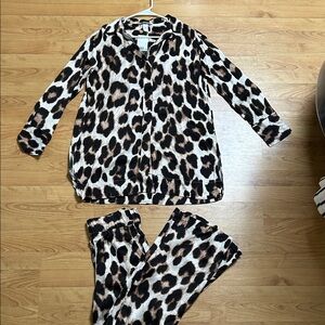 Leopard Print Pajamas Set